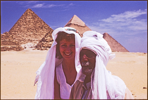 sue with some geezer at giza