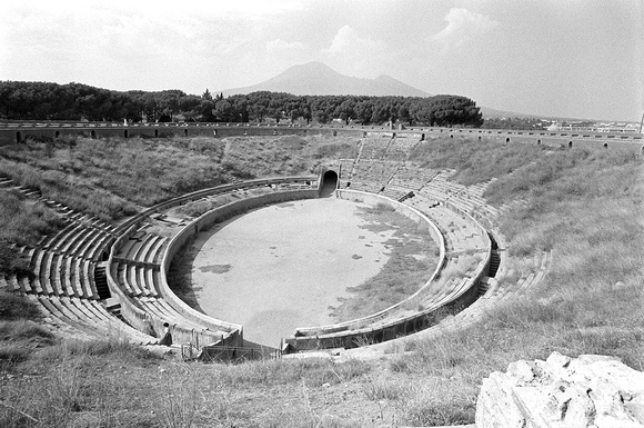 pompeii & mount vesuvius 1986